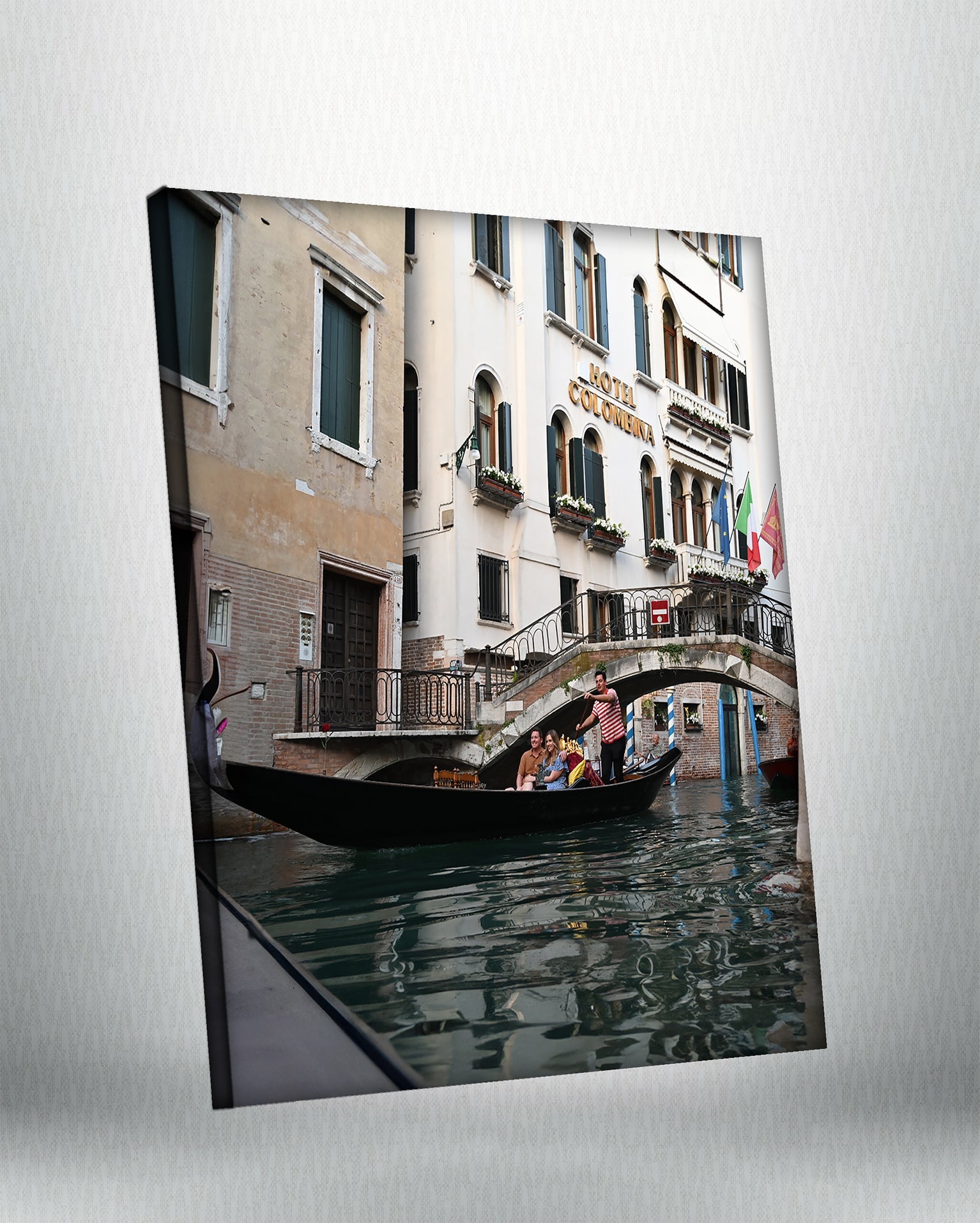 Canals of Venice 2 (Canvas)