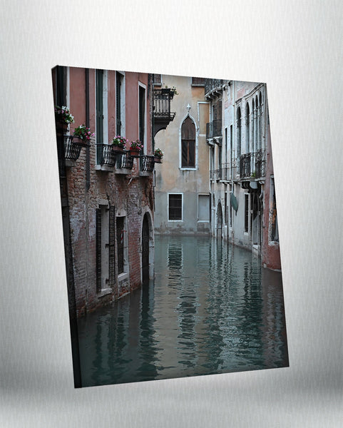 Canals of Venice 1 (Canvas)
